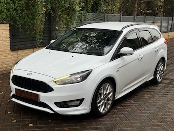 Used Ford Focus 2017 for sale - 76507310: Photo