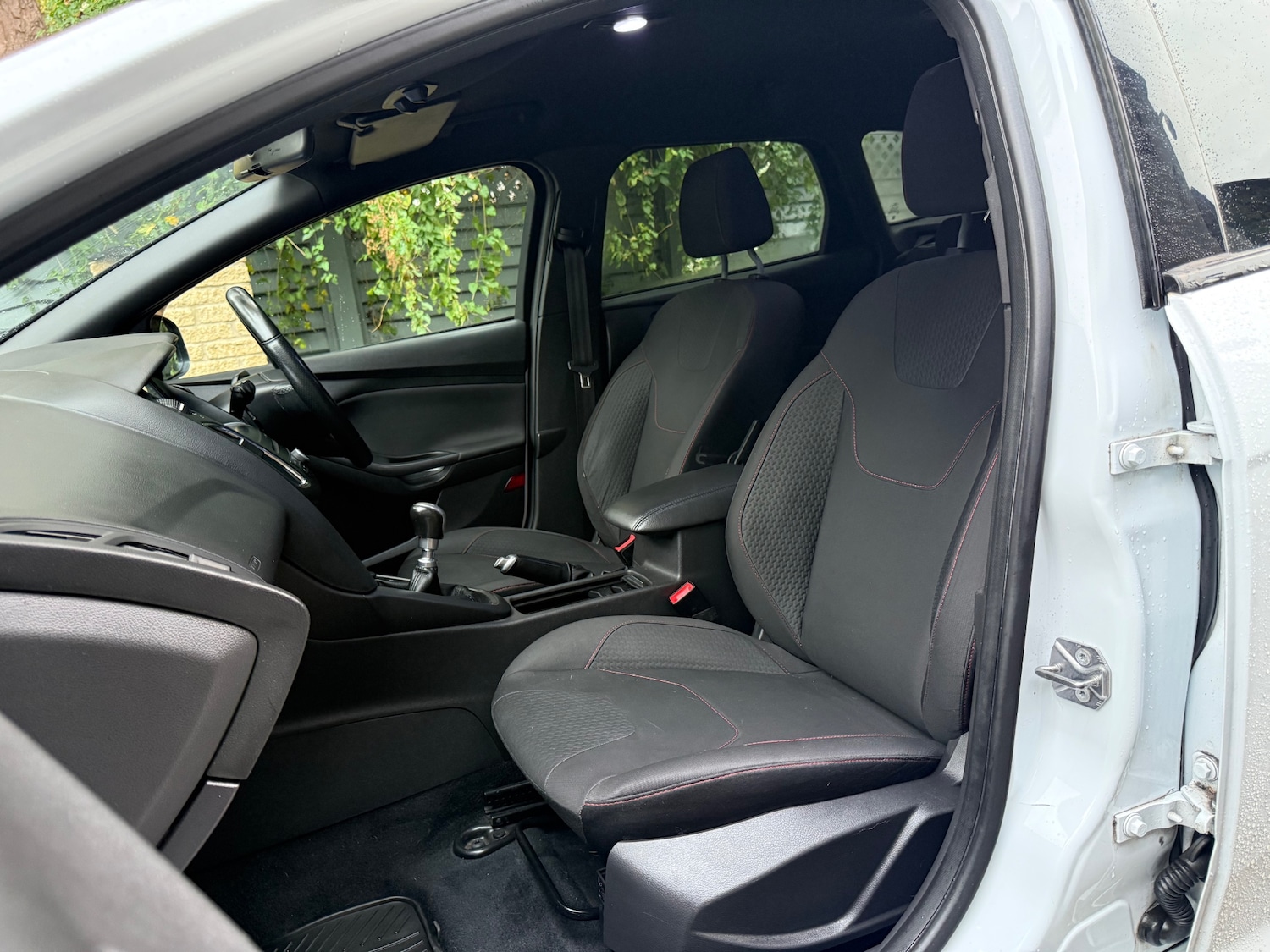 Used Ford Focus 2017 for sale - 76507310: Photo 9