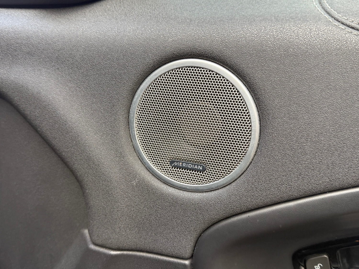 Used Land Rover Range Rover Evoque 2016 for sale - 77651674: Photo 13