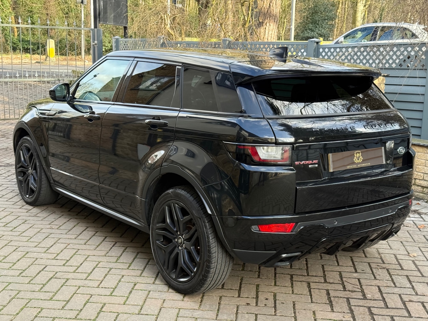 Used Land Rover Range Rover Evoque 2016 for sale - 77651674: Photo 4
