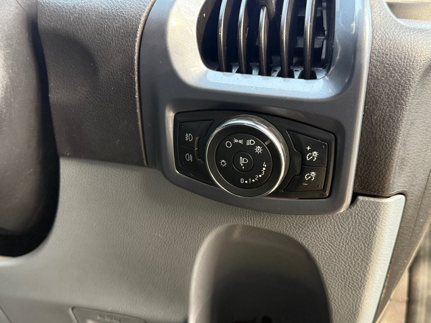 Used Ford Transit Custom 2014 for sale - 77663383: Photo 16