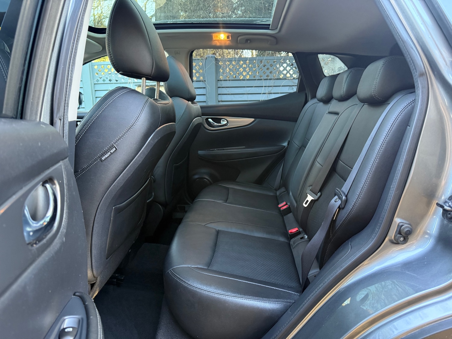 Used Nissan Qashqai 2018 for sale - 77077900: Photo 9