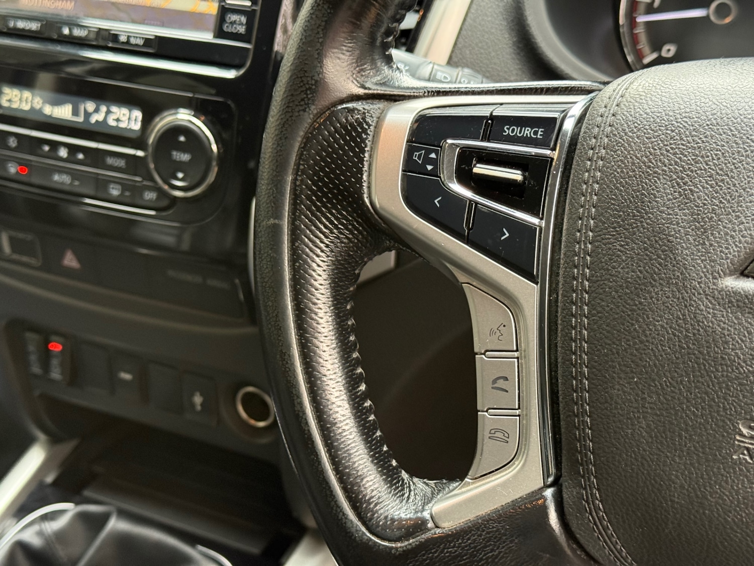 Used Mitsubishi L200 2017 for sale - 77234137: Photo 15