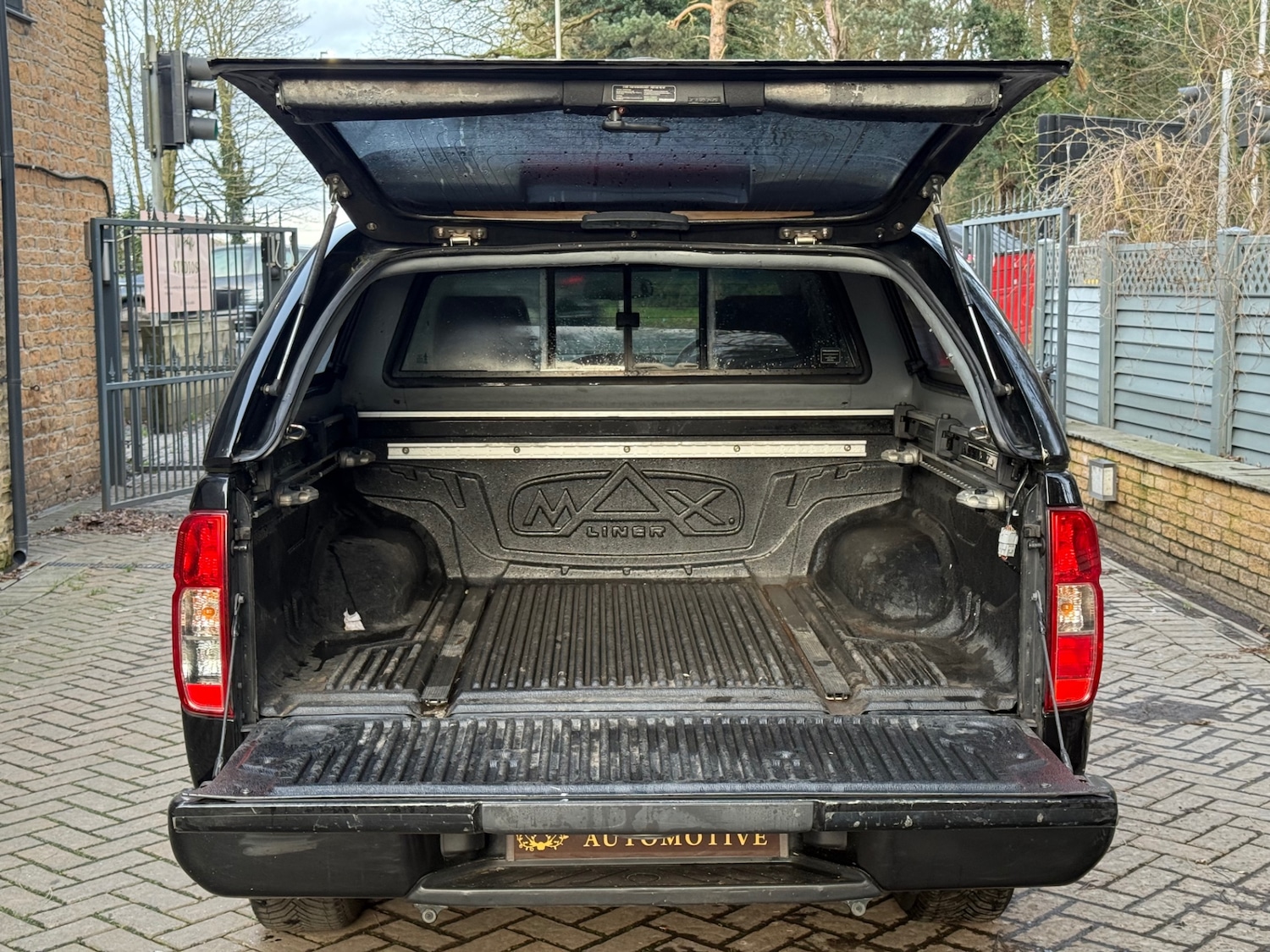 Used Nissan Navara 2015 for sale - 77570881: Photo 11