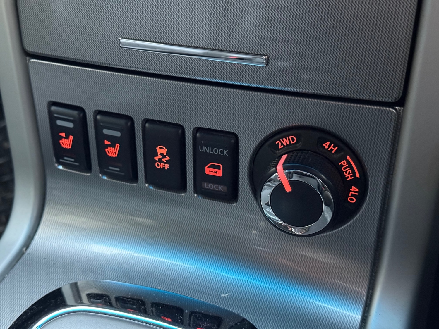 Used Nissan Navara 2015 for sale - 77570881: Photo 16