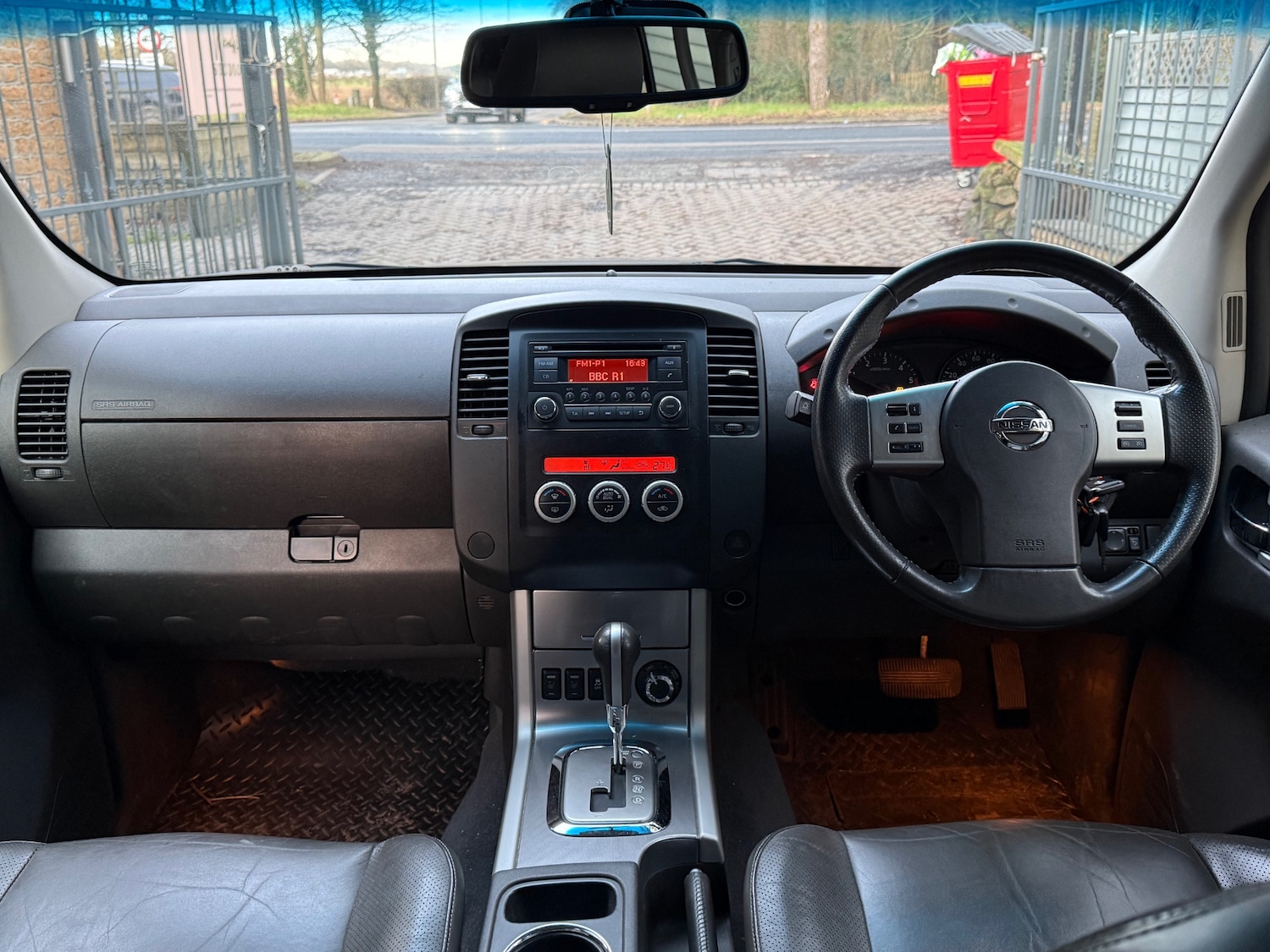 Used Nissan Navara 2015 for sale - 77570881: Photo 8