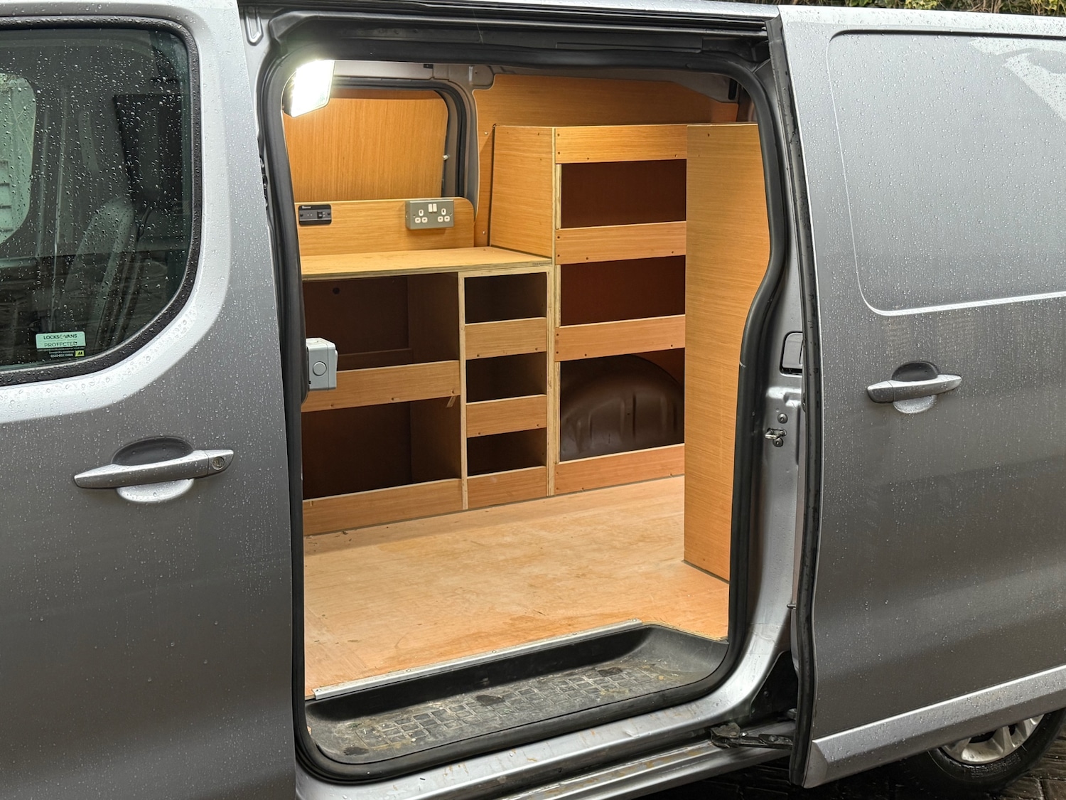 Used Vauxhall Vivaro 2019 for sale - 77283836: Photo 8