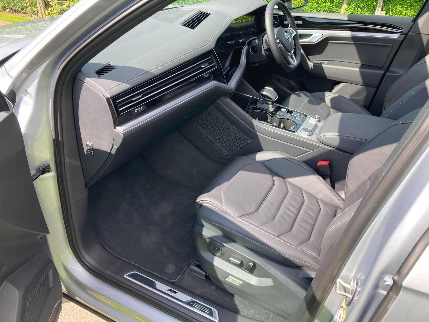 Used Volkswagen Touareg 2020 for sale - 77802321: Photo 18