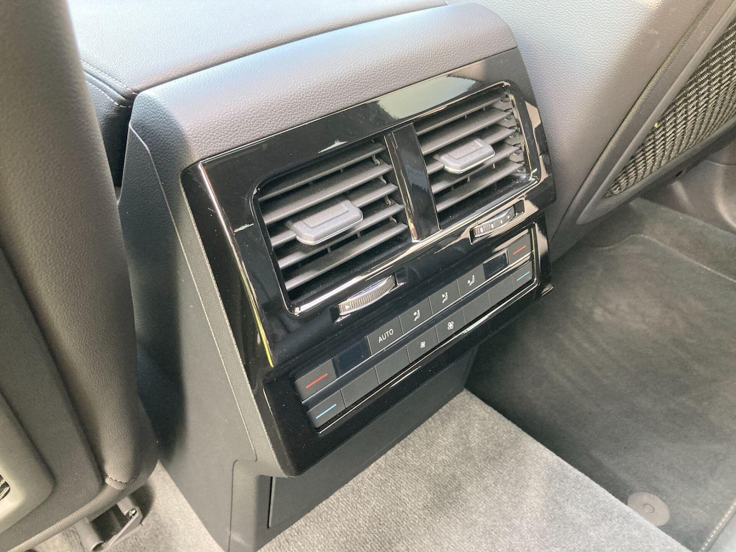 Used Volkswagen Touareg 2020 for sale - 77802321: Photo 19