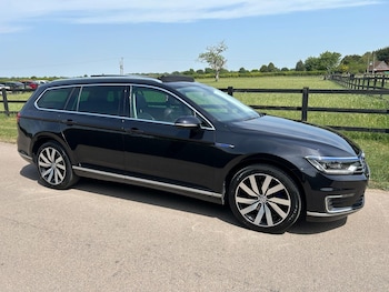 Used Volkswagen Passat 2017 for sale - 78735042: Photo