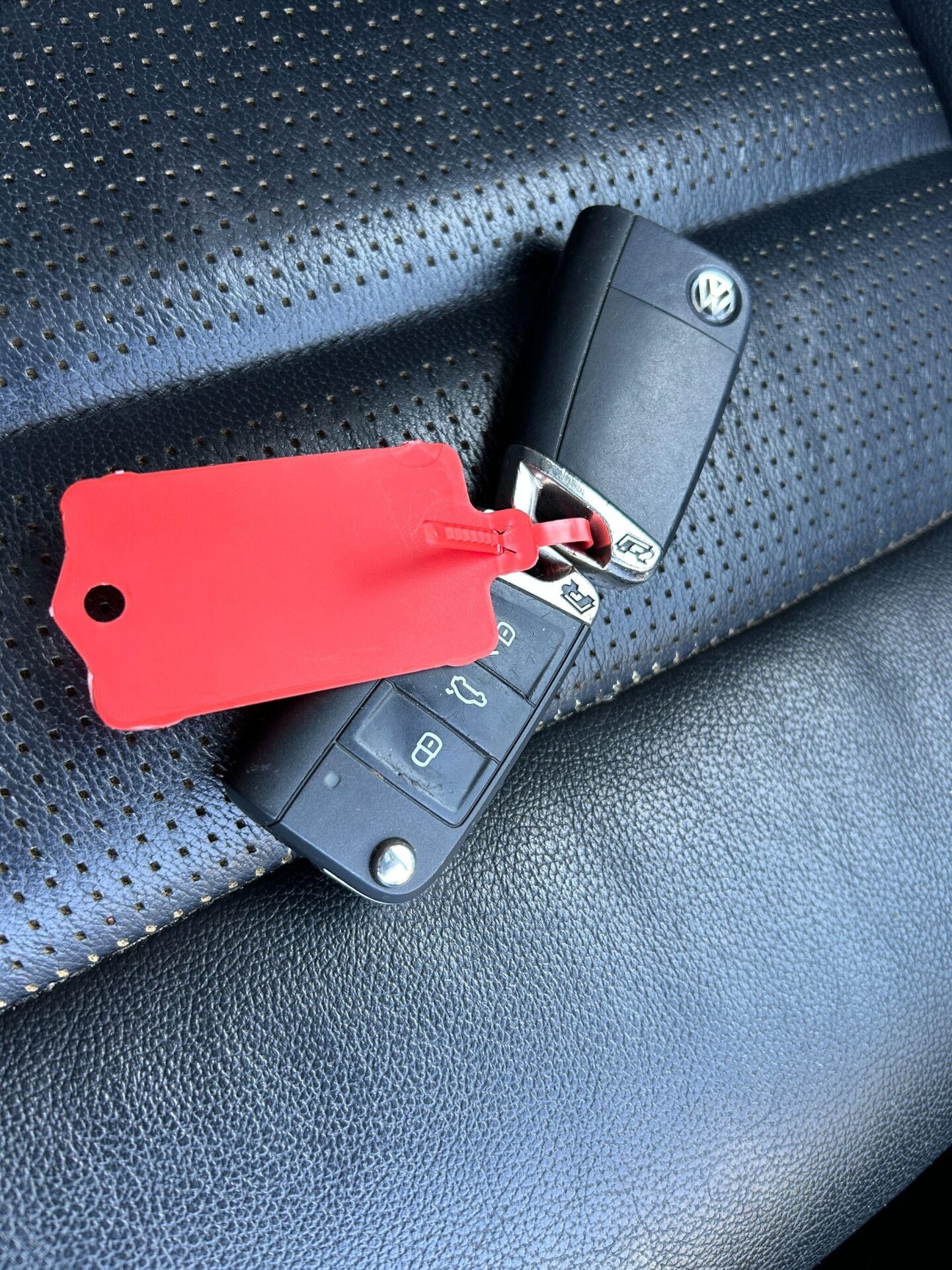 Used Volkswagen Golf 2017 for sale - 77818195: Photo 12