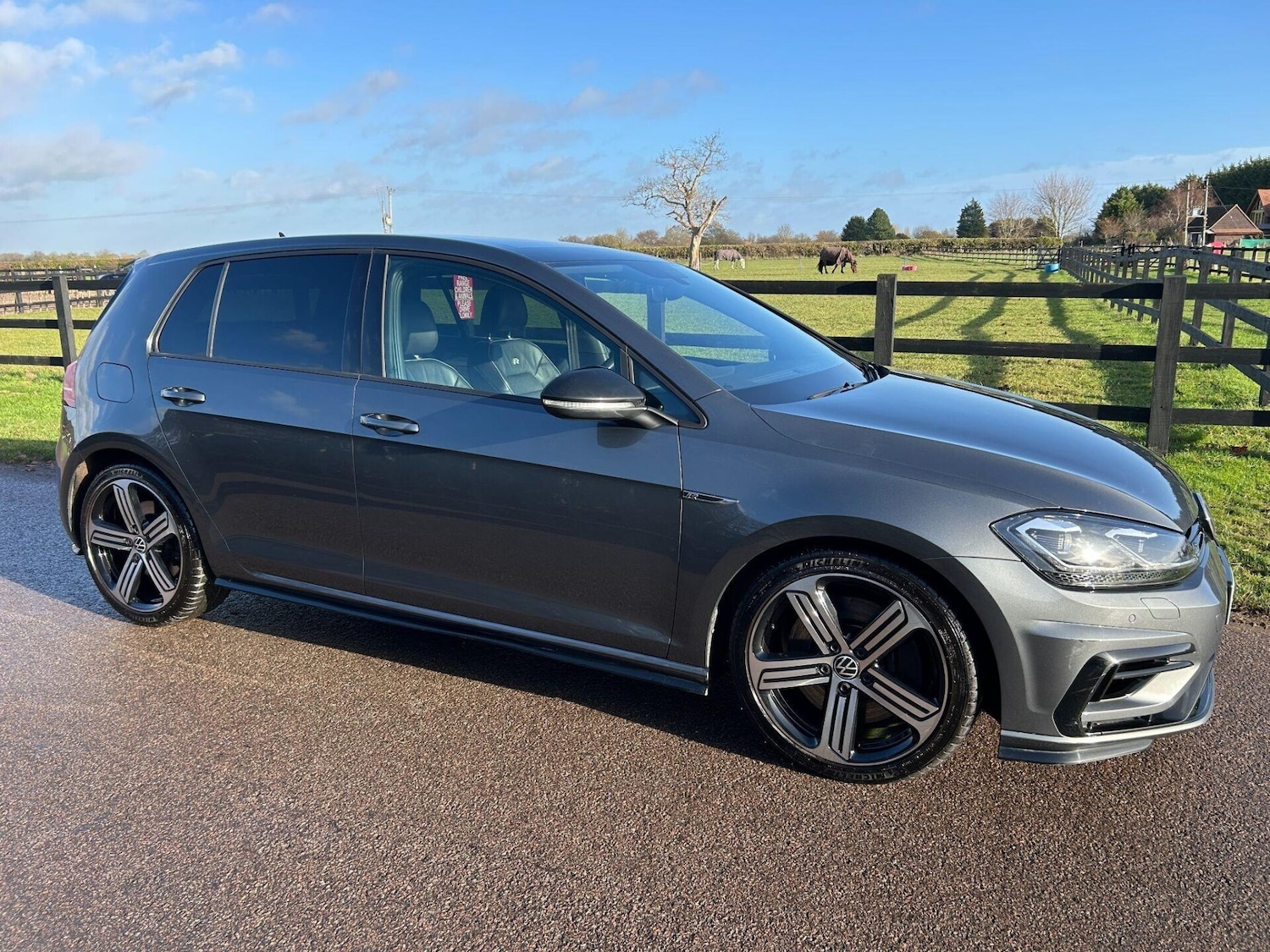 Used Volkswagen Golf 2017 for sale - 77818195: Photo 5