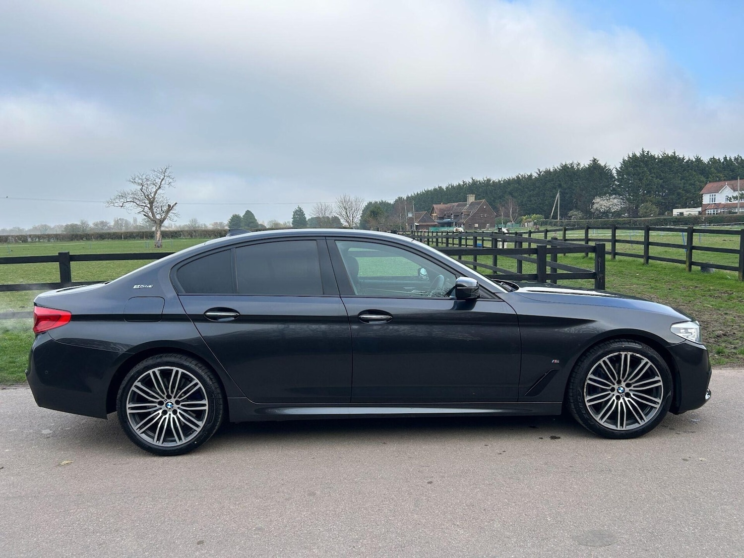 Used BMW 5 Series 2018 for sale - 77931003: Photo 10