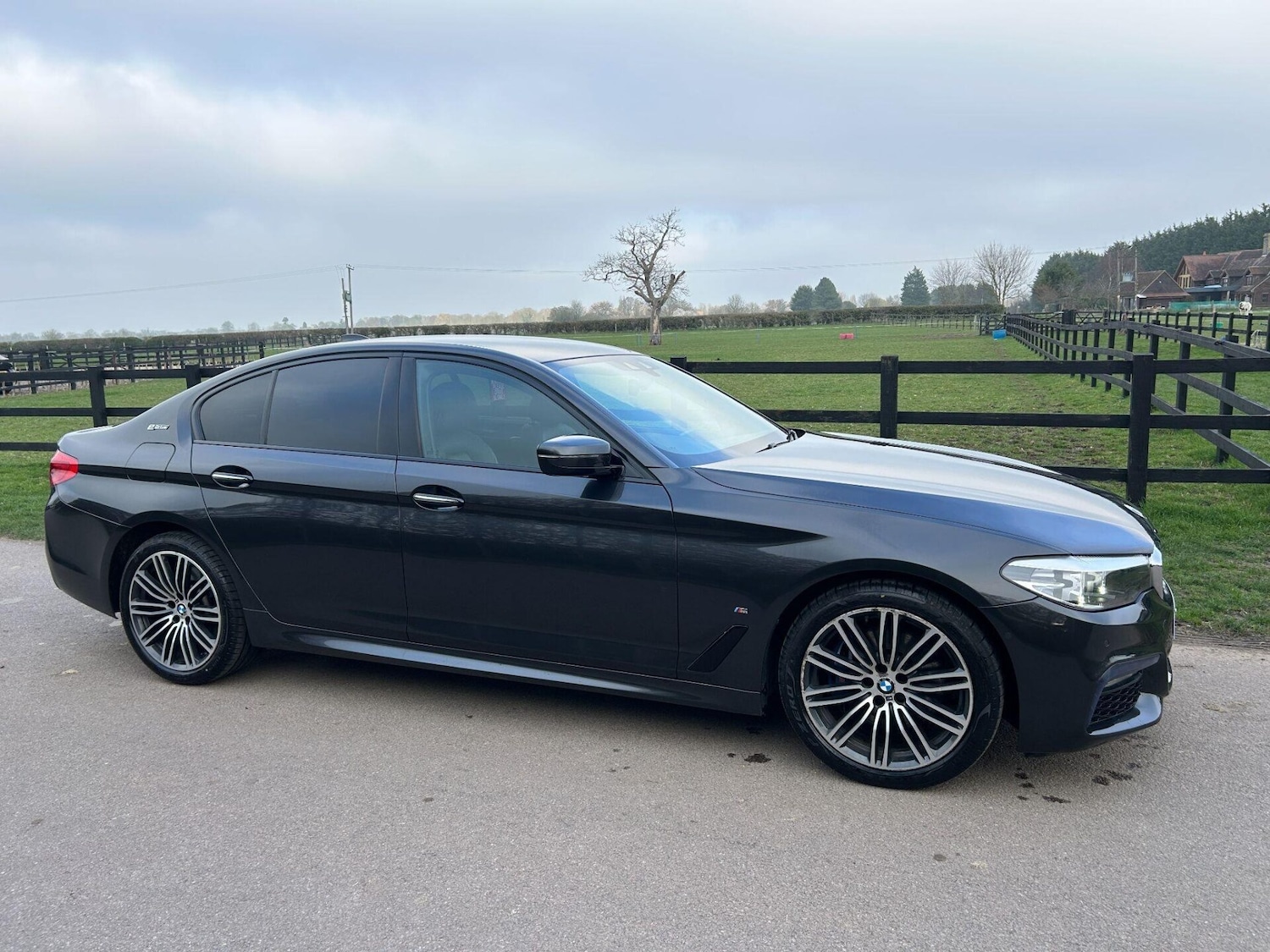 Used BMW 5 Series 2018 for sale - 77931003: Photo 11