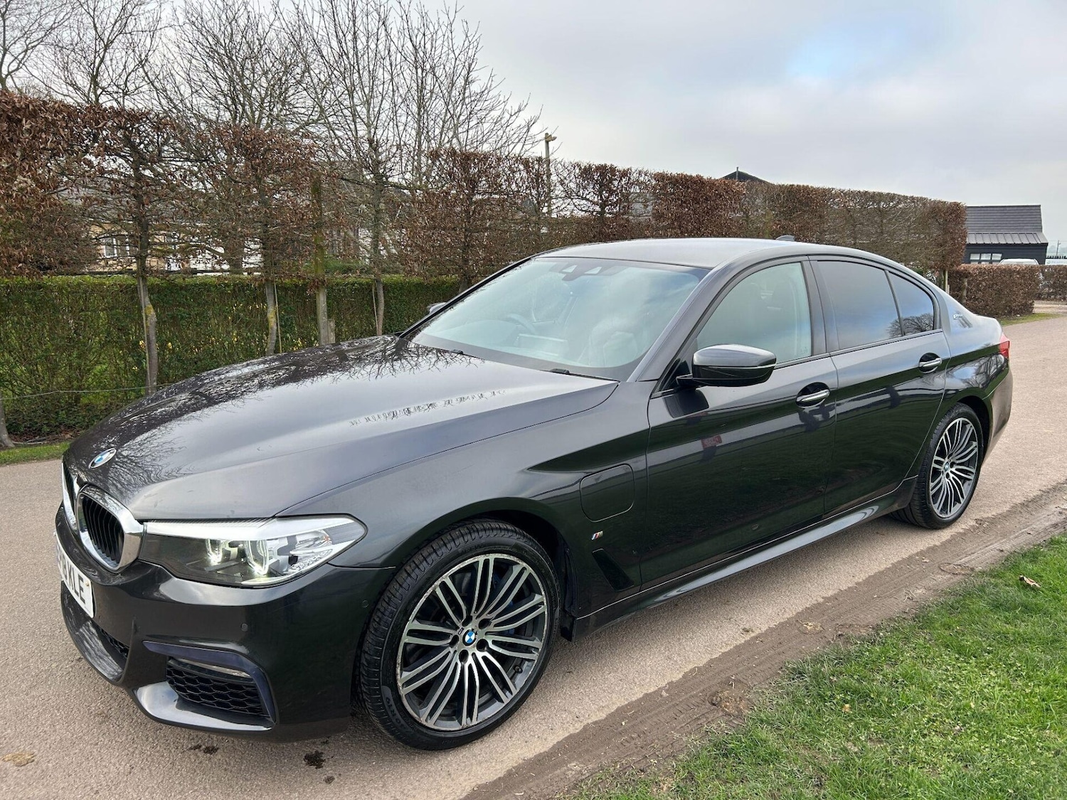 Used BMW 5 Series 2018 for sale - 77931003: Photo 2
