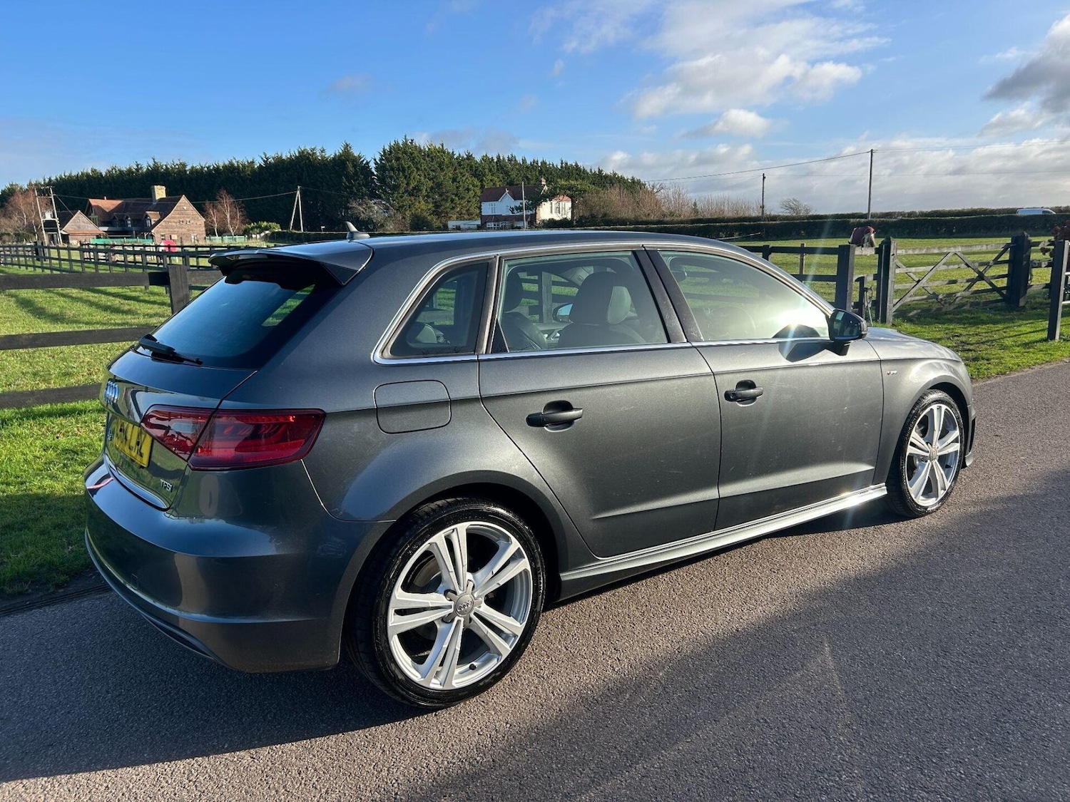 Used Audi A3 2014 for sale - 76142751: Photo 9