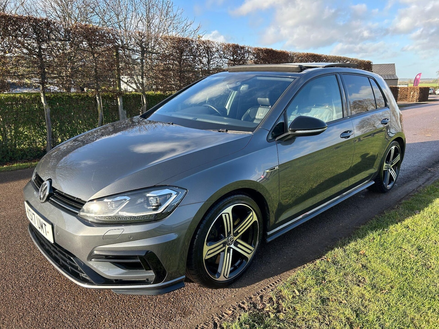 Used Volkswagen Golf 2017 for sale - 77985042: Photo 7