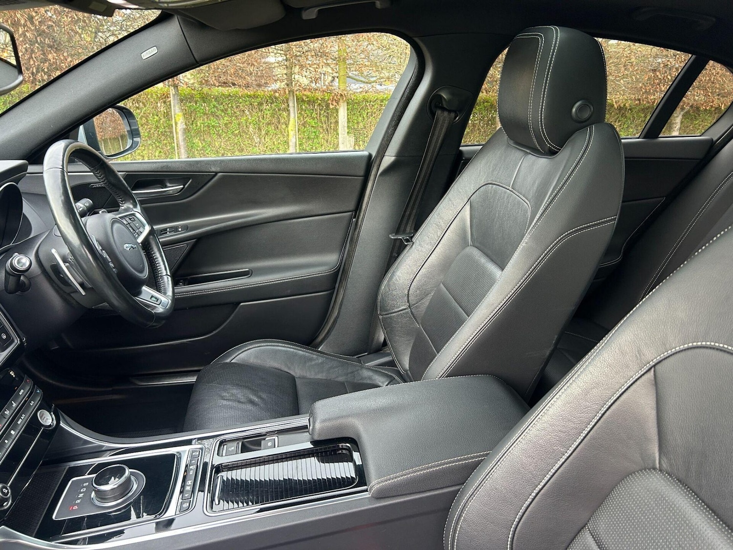 Used Jaguar XE 2018 for sale - 77168676: Photo 11