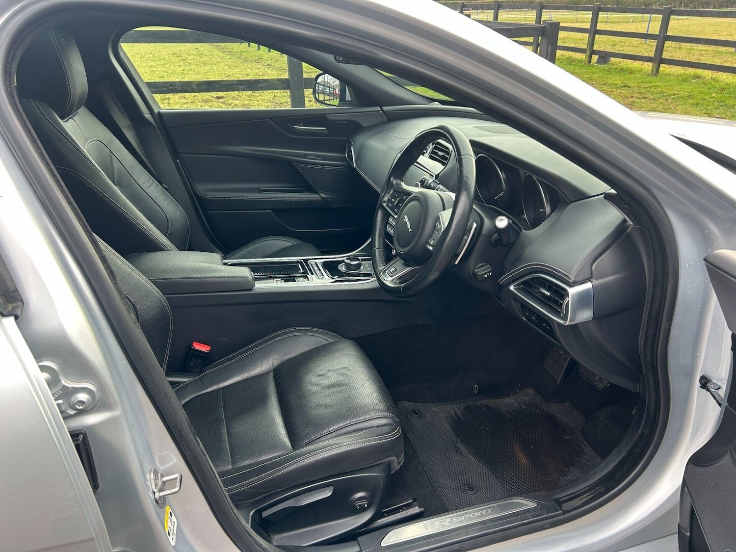 Used Jaguar XE 2018 for sale - 77168676: Photo 22