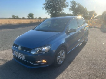 Used Volkswagen Polo 2016 for sale - 79515416: Photo