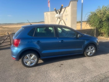 Used Volkswagen Polo 2016 for sale - 79515416: Photo