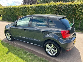 Used Volkswagen Polo 2017 for sale - 79111627: Photo