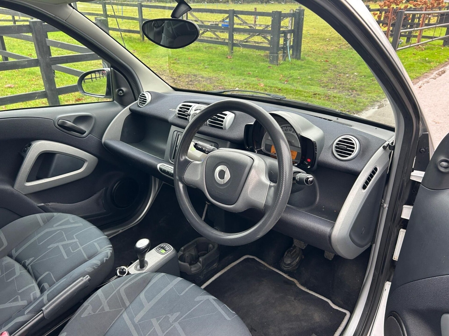 Used smart fortwo 2012 for sale - 76807107: Photo 11