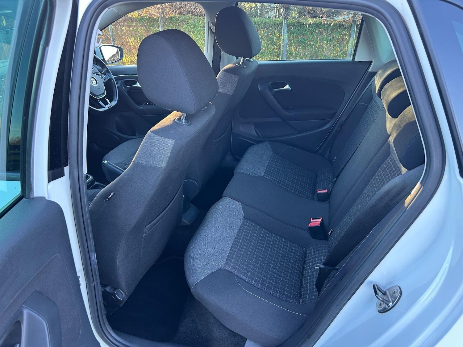 Used Volkswagen Polo 2016 for sale - 76718907: Photo 13