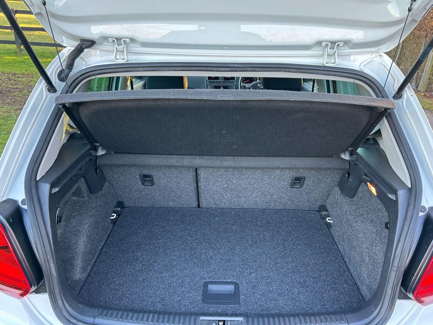 Used Volkswagen Polo 2016 for sale - 76718907: Photo 15