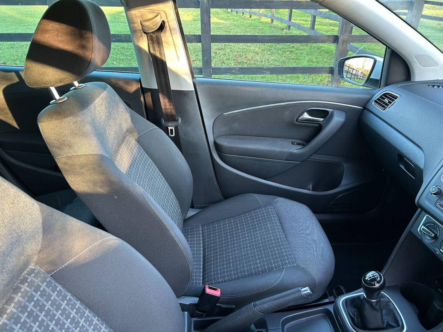 Used Volkswagen Polo 2016 for sale - 76718907: Photo 23