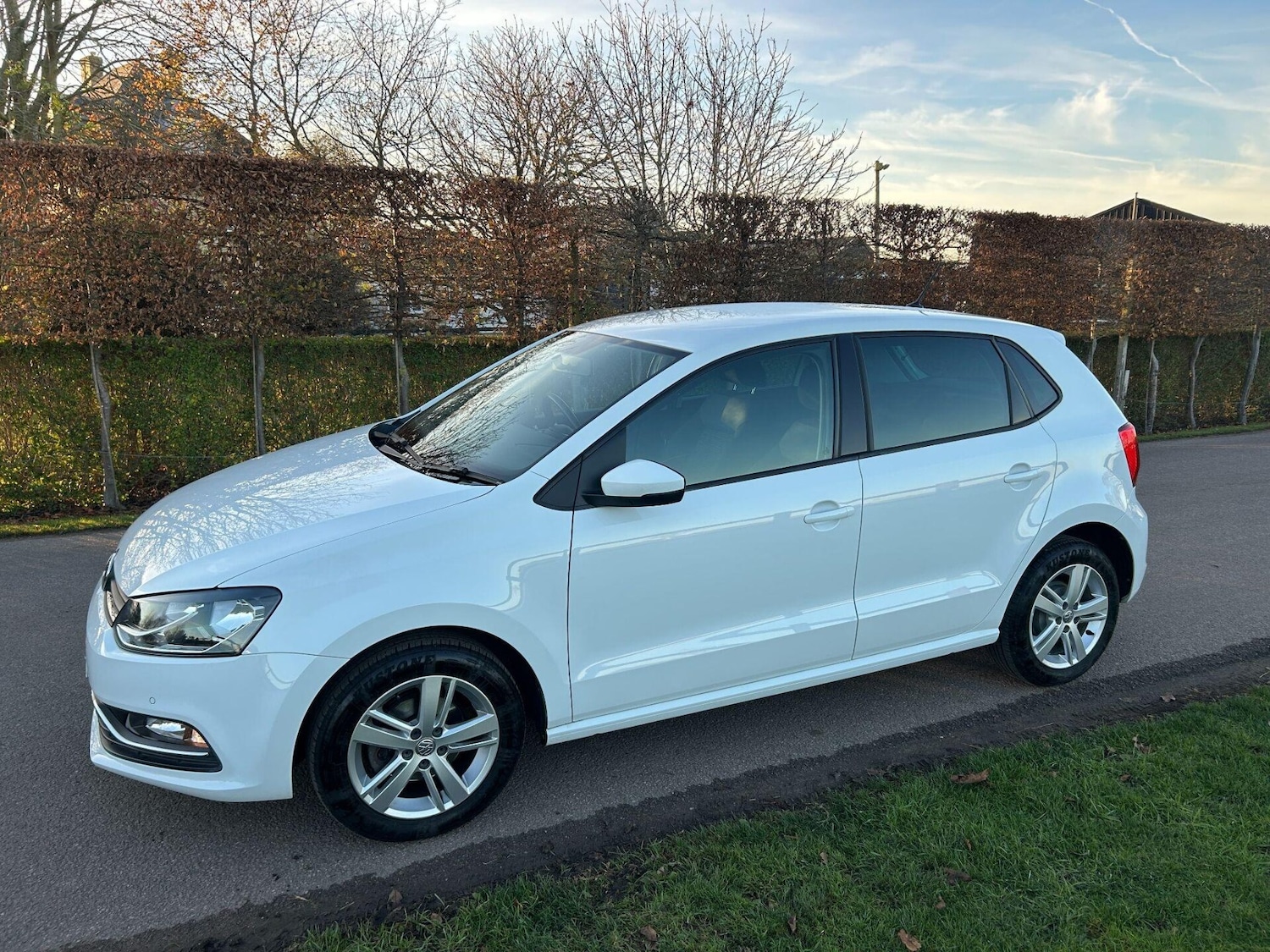 Used Volkswagen Polo 2016 for sale - 76718907: Photo 4
