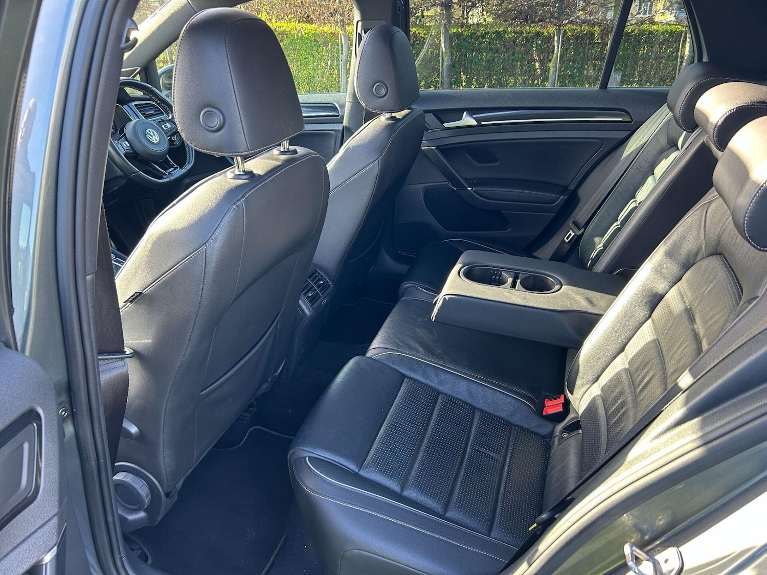 Used Volkswagen Golf 2017 for sale - 76663716: Photo 11