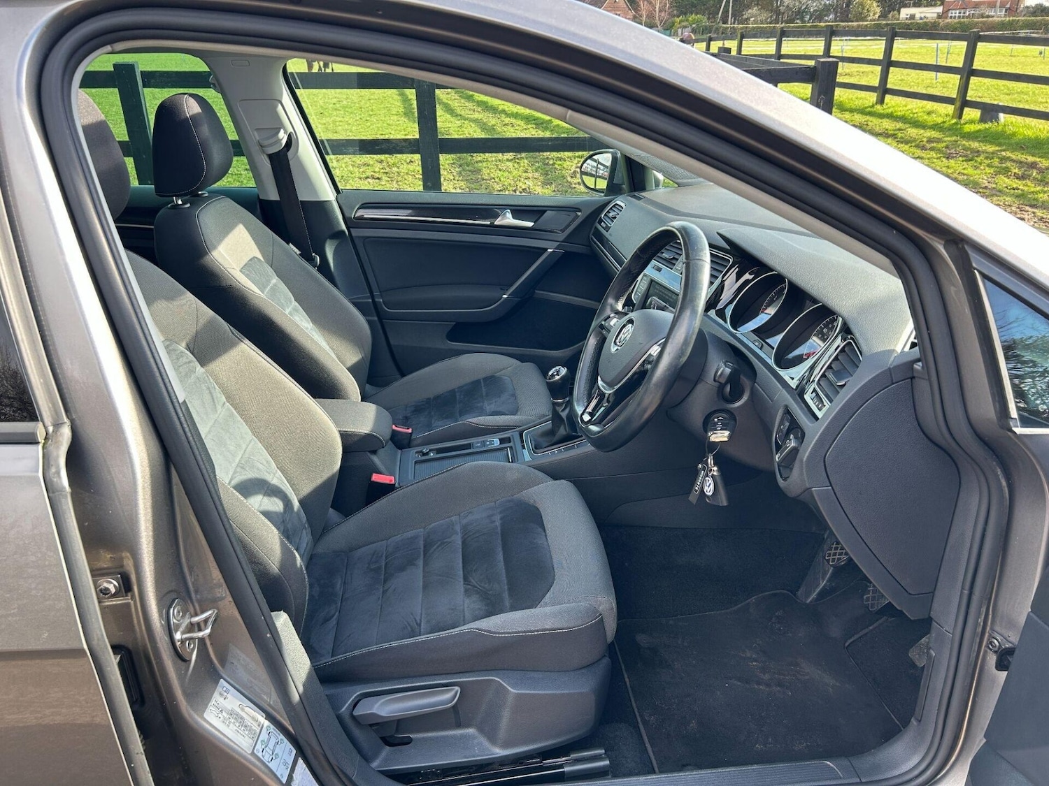 Used Volkswagen Golf 2016 for sale - 77649946: Photo 13