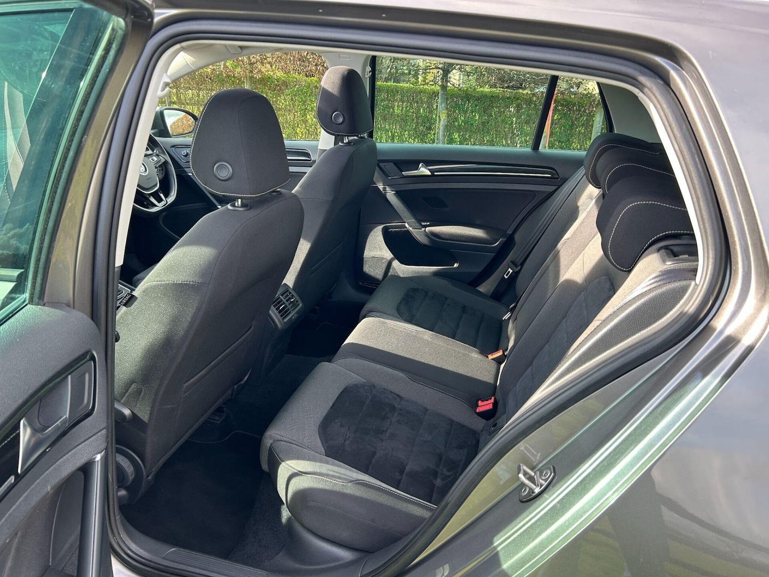 Used Volkswagen Golf 2016 for sale - 77649946: Photo 15