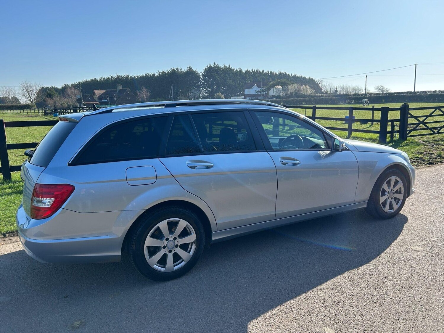 Used Mercedes-Benz C Class 2013 for sale - 77931027: Photo 11