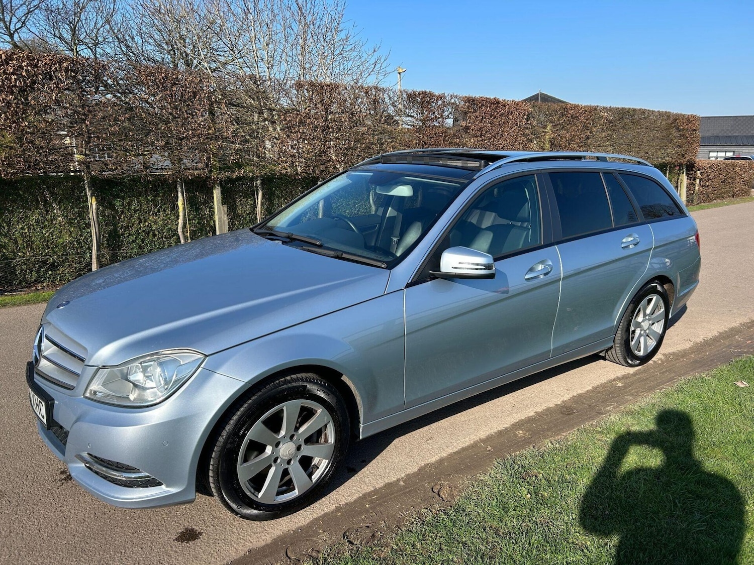 Used Mercedes-Benz C Class 2013 for sale - 77931027: Photo 2