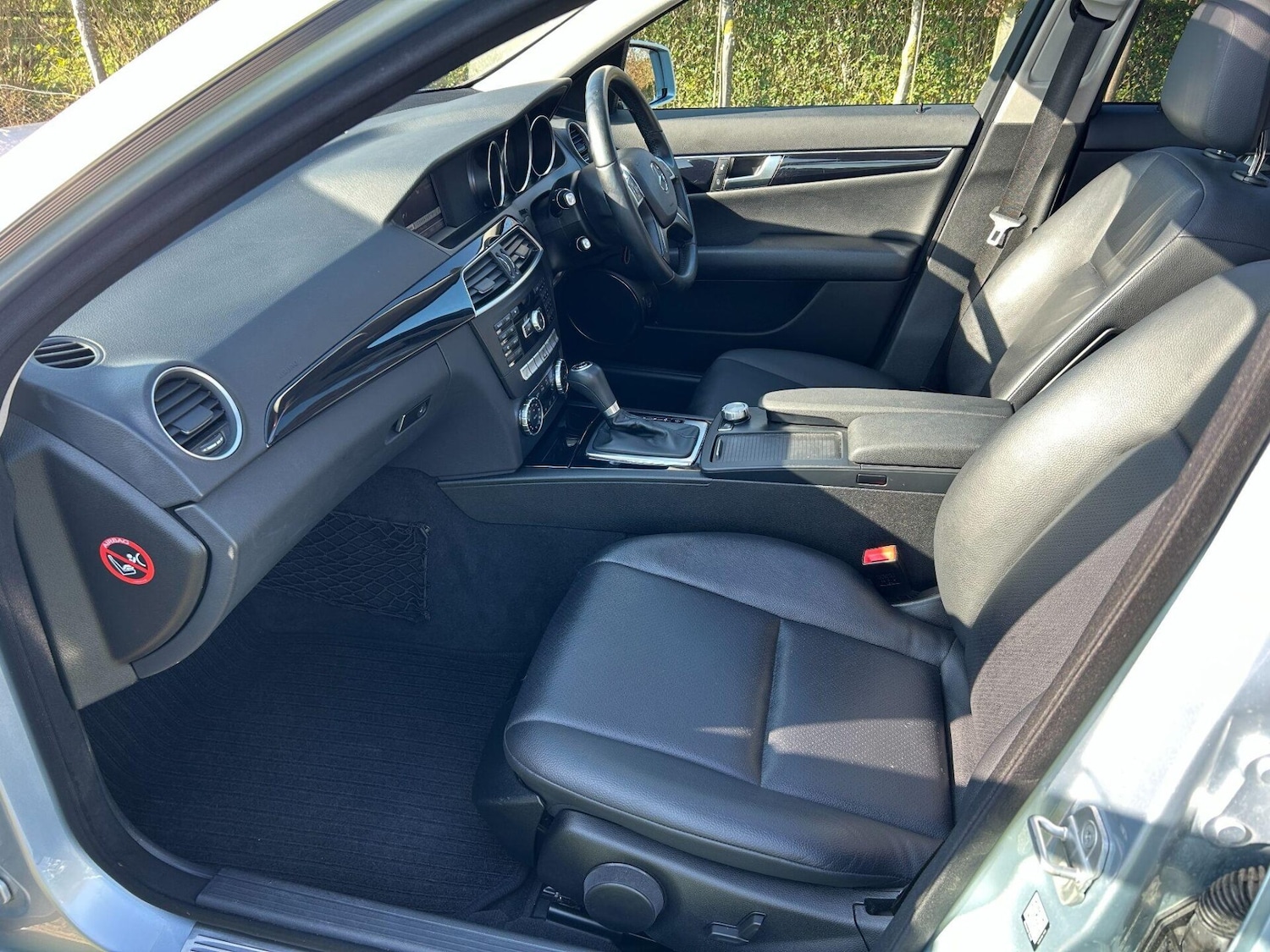 Used Mercedes-Benz C Class 2013 for sale - 77931027: Photo 29