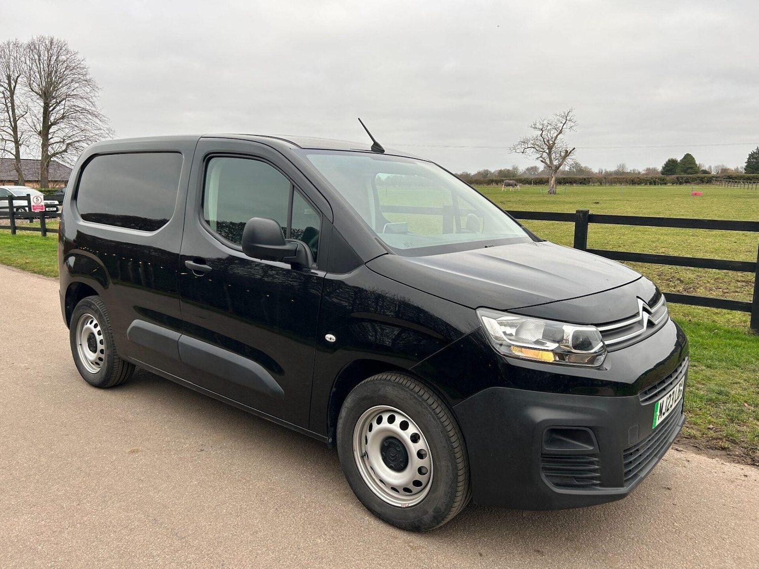Used Citroen Berlingo 2023 for sale - 77117979: Photo 1