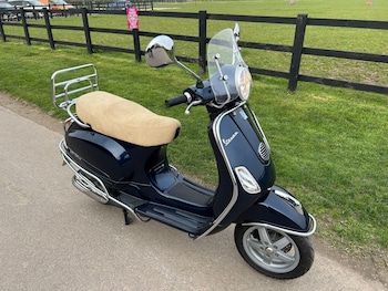 Used Piaggio Vespa 2010 for sale - bike-77985031: Photo
