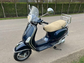 Used Piaggio Vespa 2010 for sale - bike-77985031: Photo