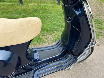 Used Piaggio Vespa 2010 for sale - bike-77985031: Photo