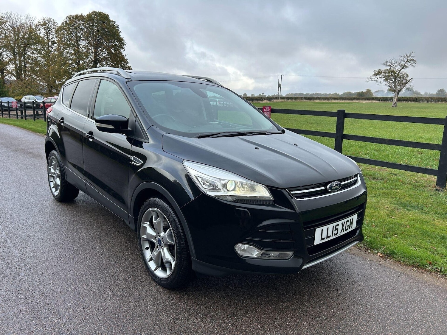 Used Ford Kuga 2015 for sale - 76231408: Photo 1