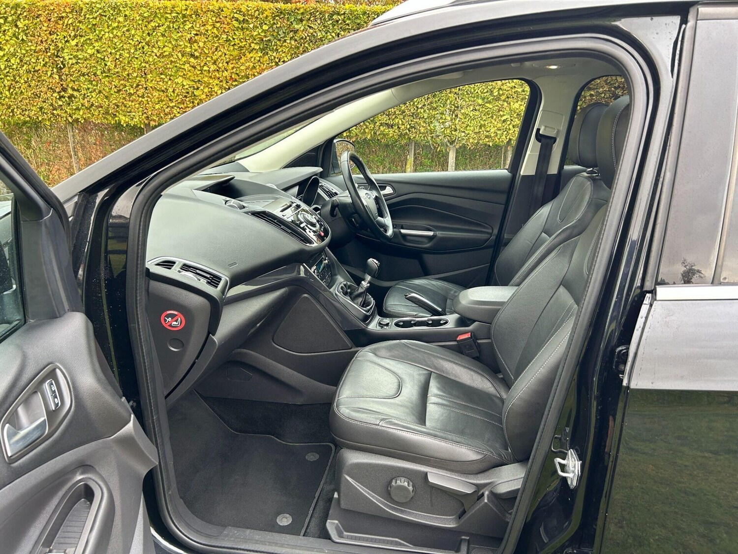 Used Ford Kuga 2015 for sale - 76231408: Photo 28