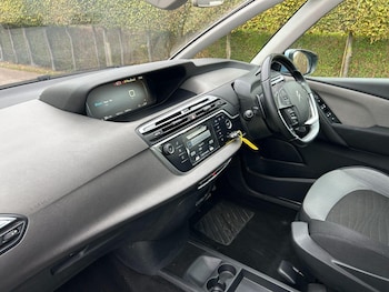 Used Citroen C4 Grand Picasso 2014 for sale - 75894599: Photo