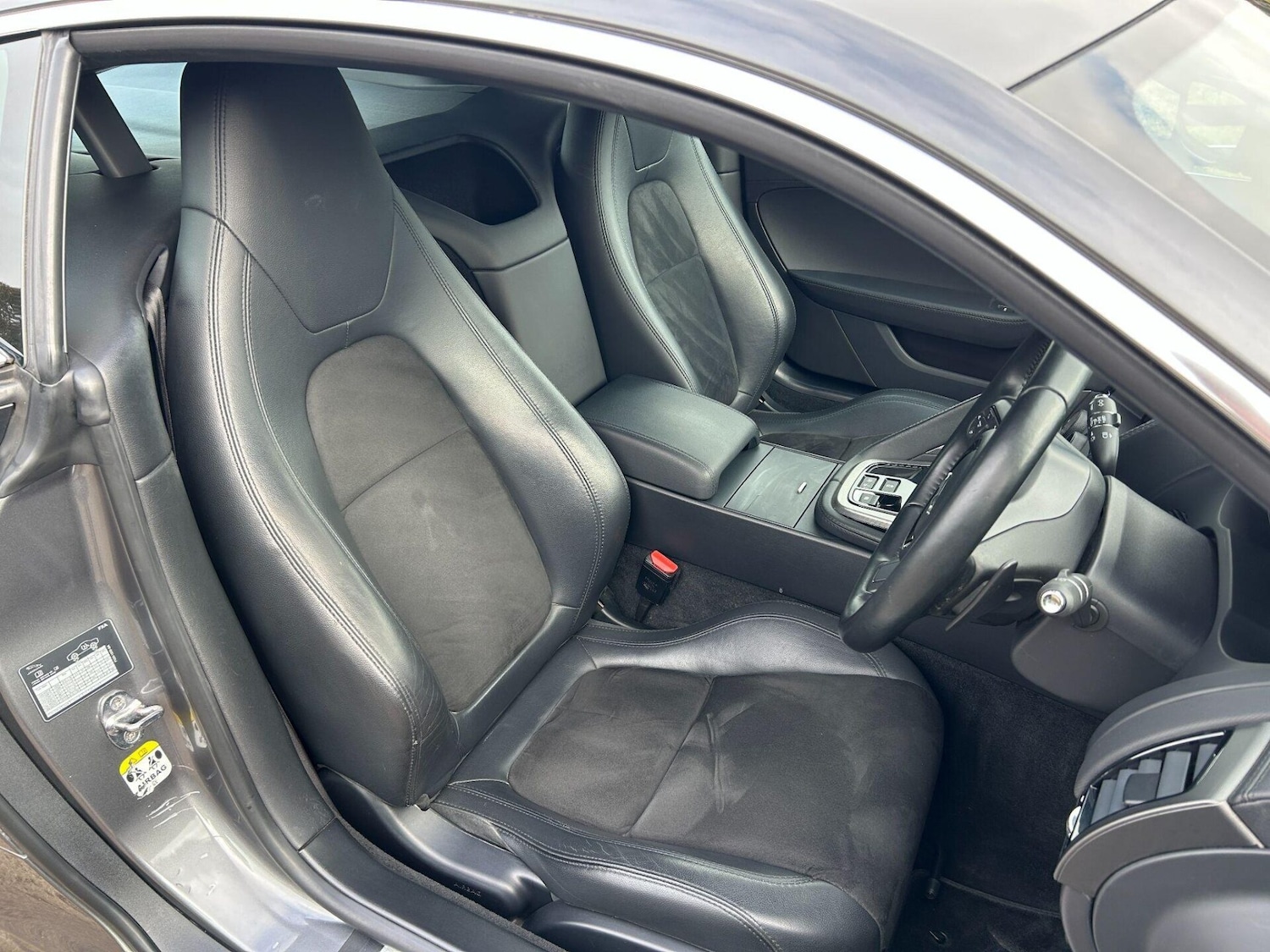 Used Jaguar F-Type 2015 for sale - 77168666: Photo 15