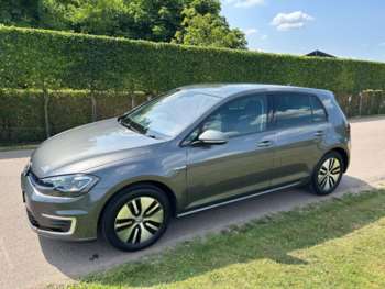 Used Volkswagen Golf 2019 for sale - 74928490: Photo