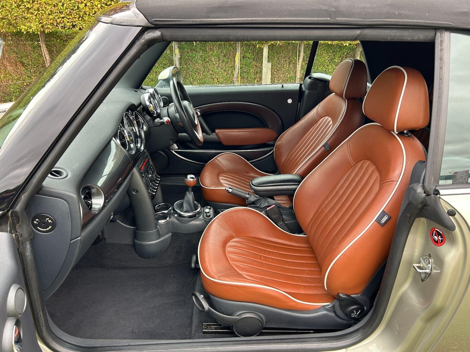 Used MINI Convertible 2008 for sale - 76218962: Photo 17