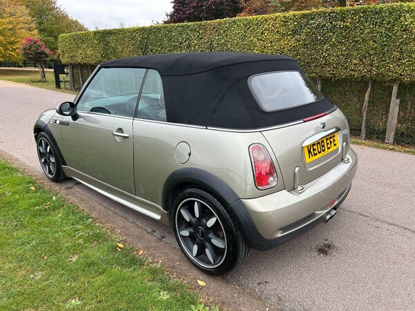 Used MINI Convertible 2008 for sale - 76218962: Photo 21