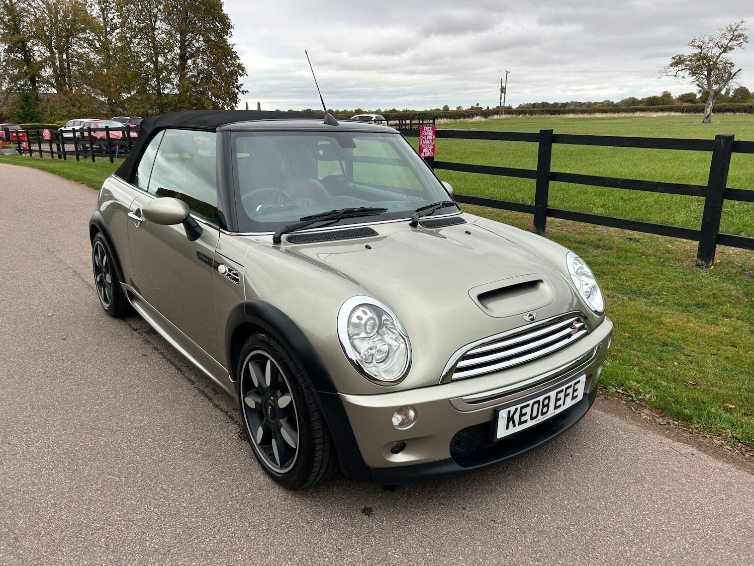 Used MINI Convertible 2008 for sale - 76218962: Photo 26
