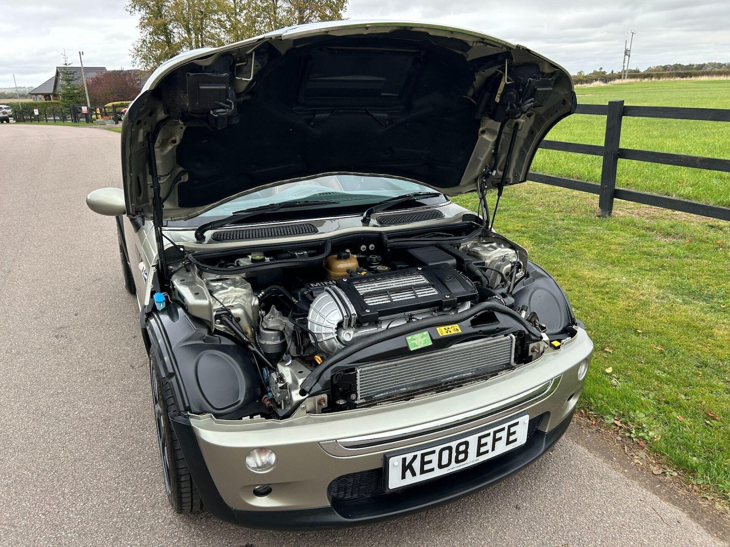 Used MINI Convertible 2008 for sale - 76218962: Photo 8